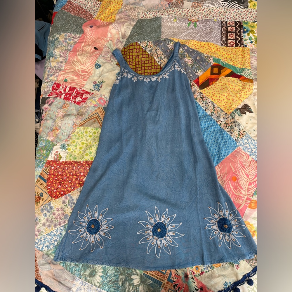 Like new Raya Sun Dress. Worn once